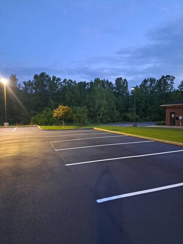 Portfolio Image - parking lot asphalt paving & sealcoating